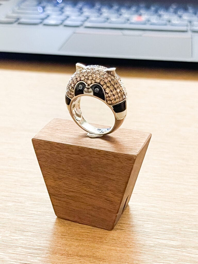 2 face diamond ring